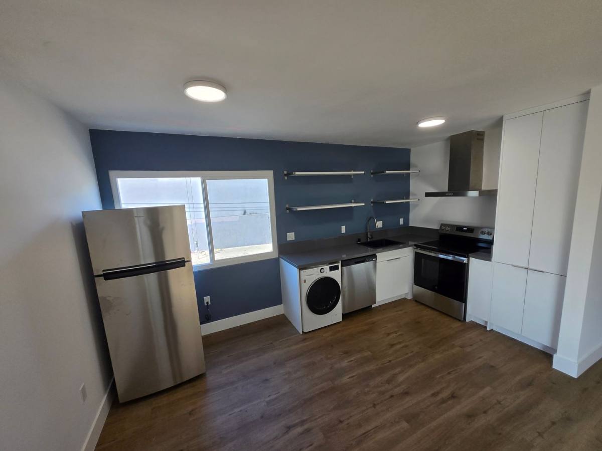Apartment for rent at 1330 Liberty St, Los Angeles, CA 90026