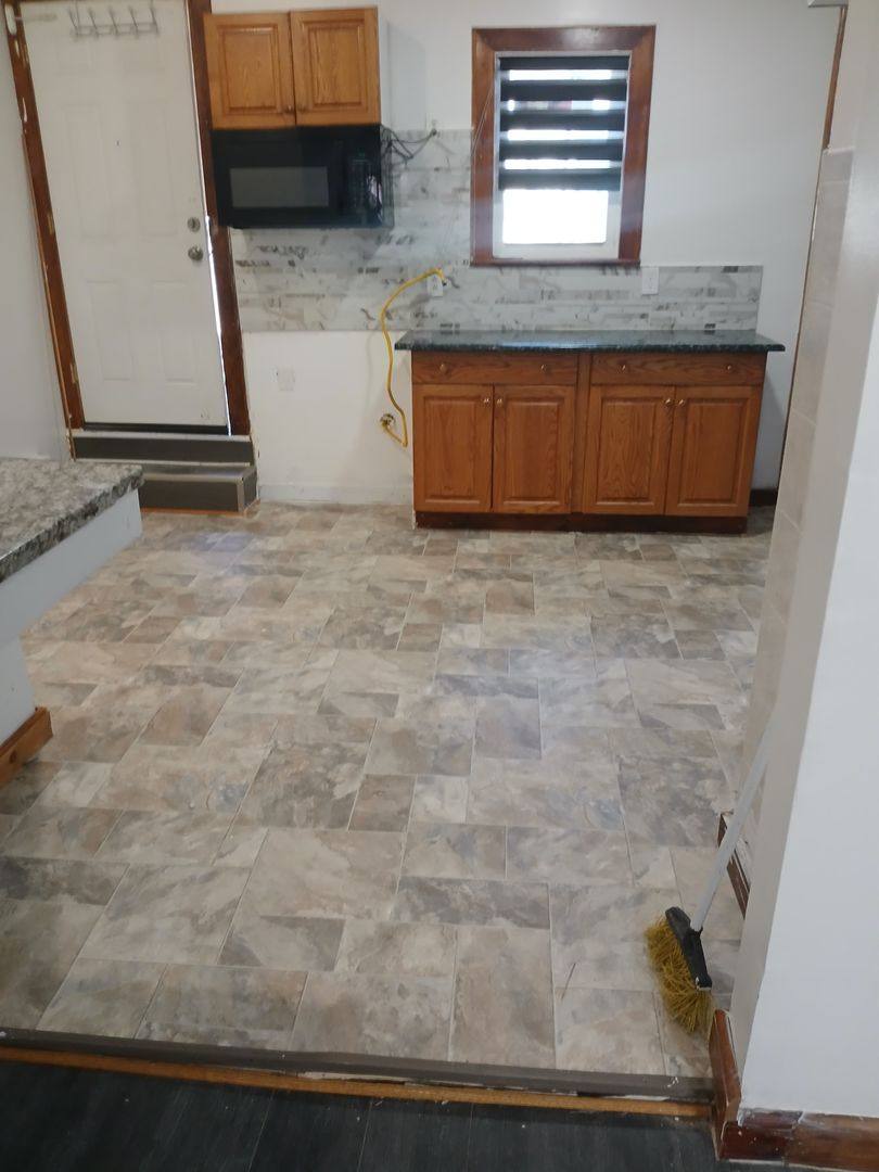 Apartment for rent at 475 Clinton Ave, Newark, NJ 07108