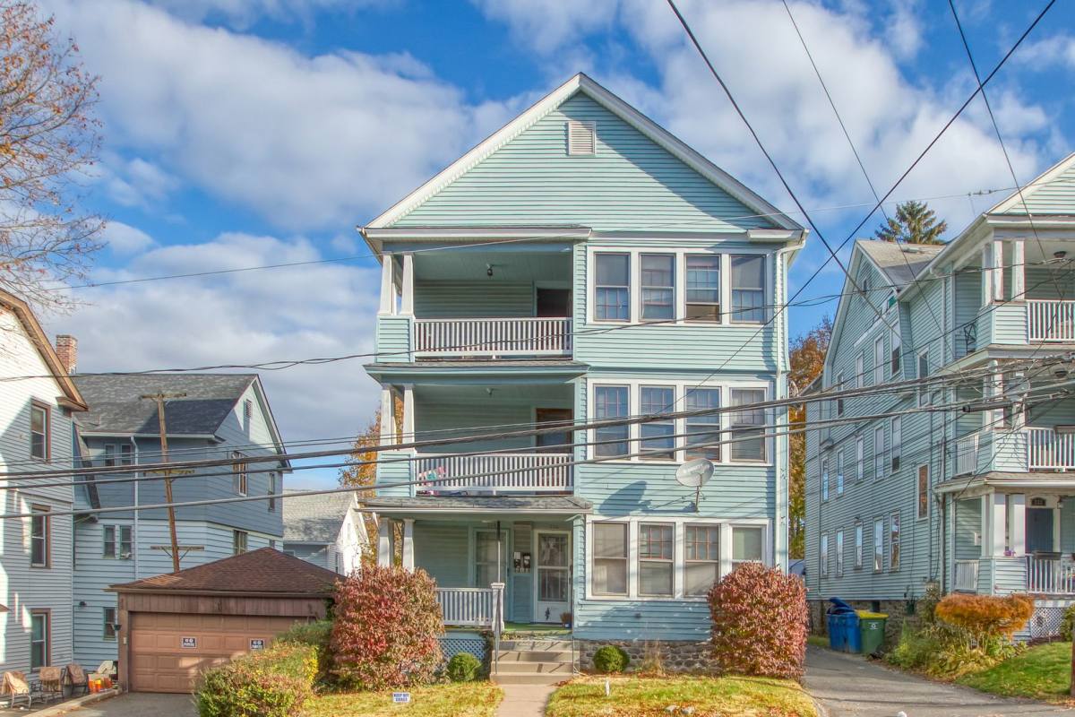 226 Ledgeside Ave, Waterbury, CT 06708