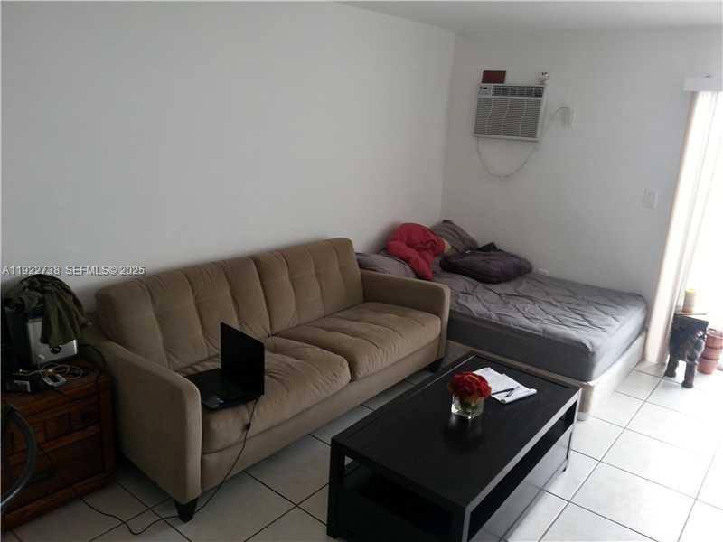 Apartment for rent at 1441 Lincoln Rd #308, Miami Beach, FL 33139