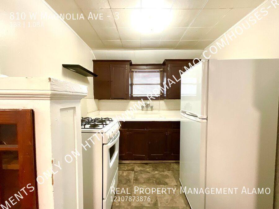 Apartment for rent at 810 W Magnolia Ave #3, San Antonio, TX 78212