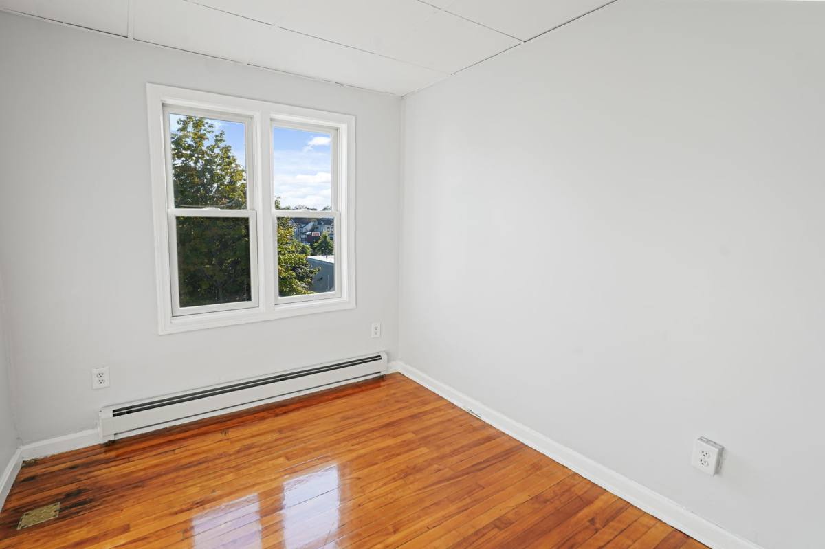Apartment for rent at 3 Allen St, Worcester, MA 01610