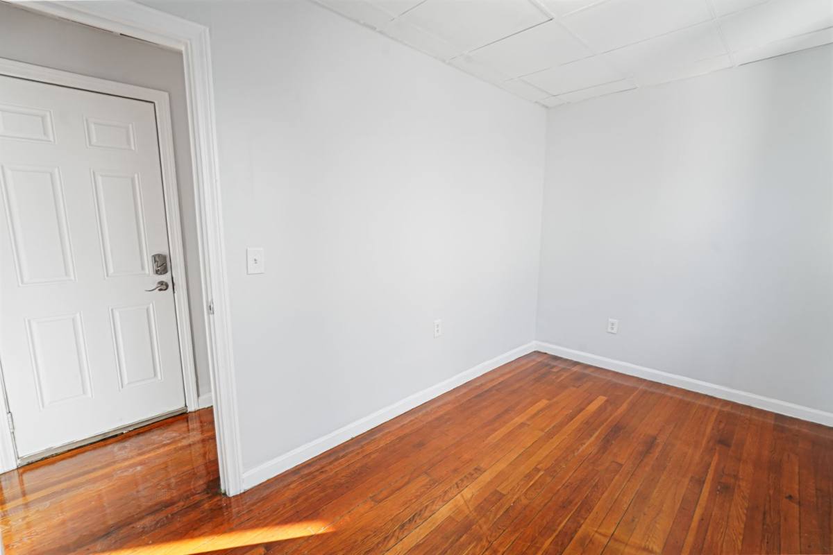 Apartment for rent at 3 Allen St, Worcester, MA 01610