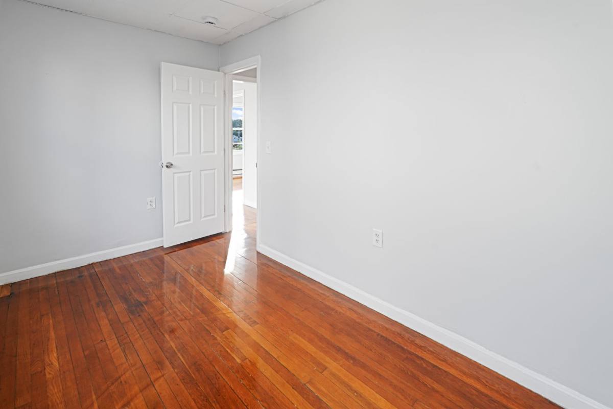 Apartment for rent at 3 Allen St, Worcester, MA 01610