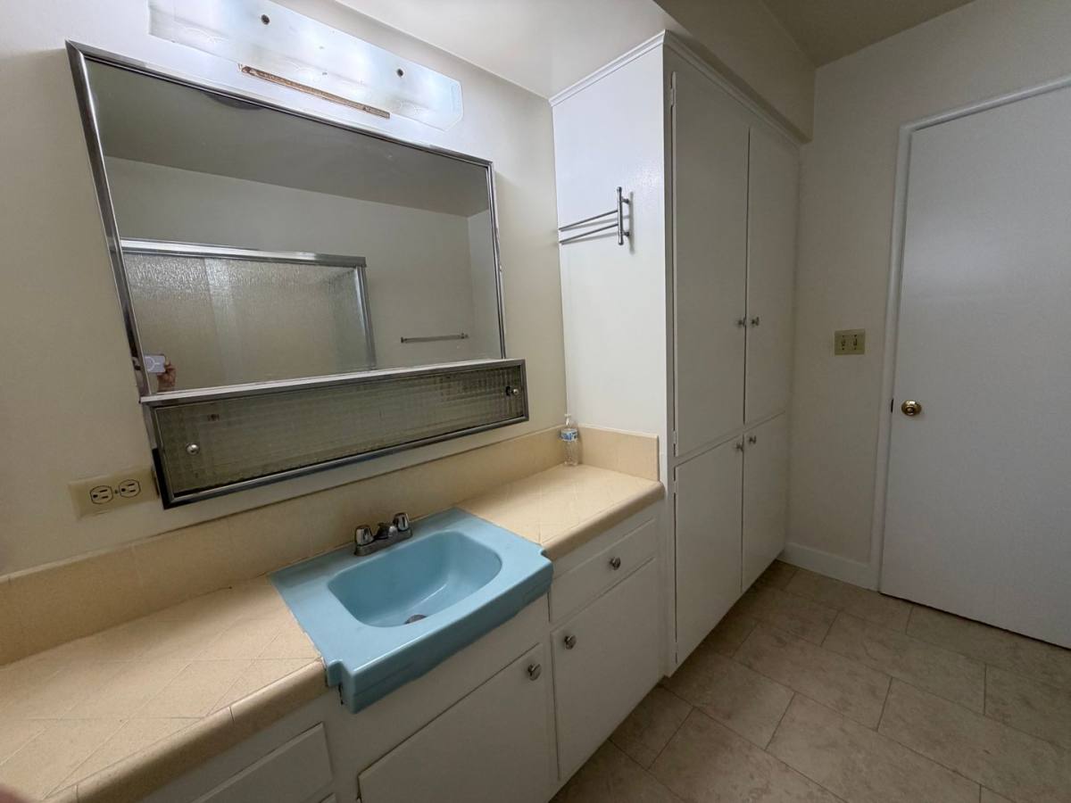 Apartment for rent at 1015 Laguna St, Santa Barbara, CA 93101