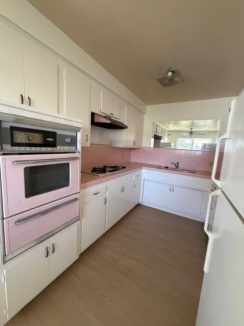 Apartment for rent at 1015 Laguna St, Santa Barbara, CA 93101