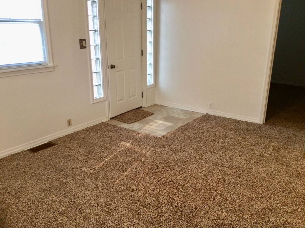 House for rent at 211 1 2 2nd Ave E, Dickinson, ND 58601