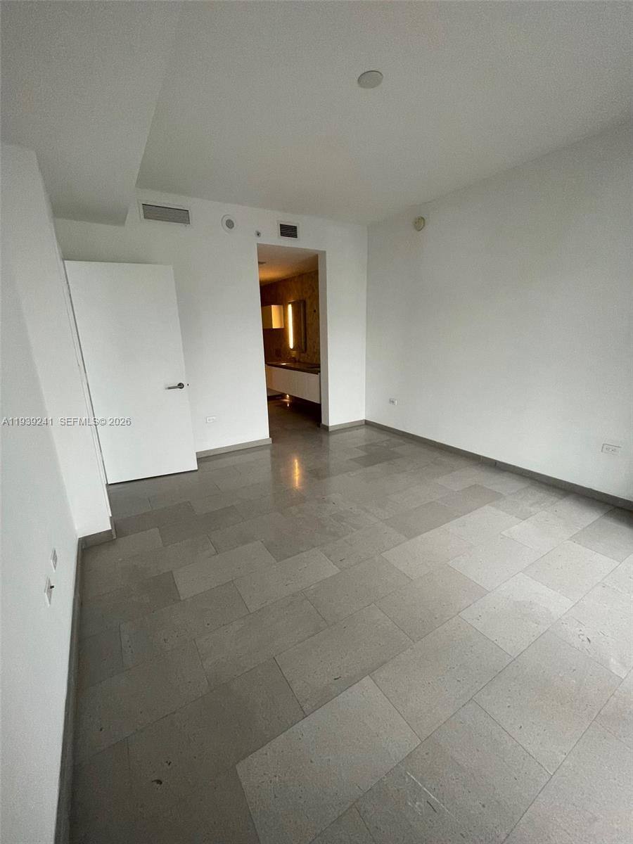 Apartment for rent at 88 SW 7th St #1608, Miami, FL 33130