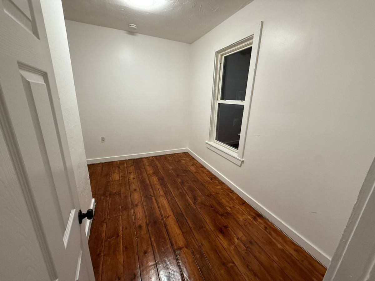 Apartment for rent at 5 Allen St, Worcester, MA 01610