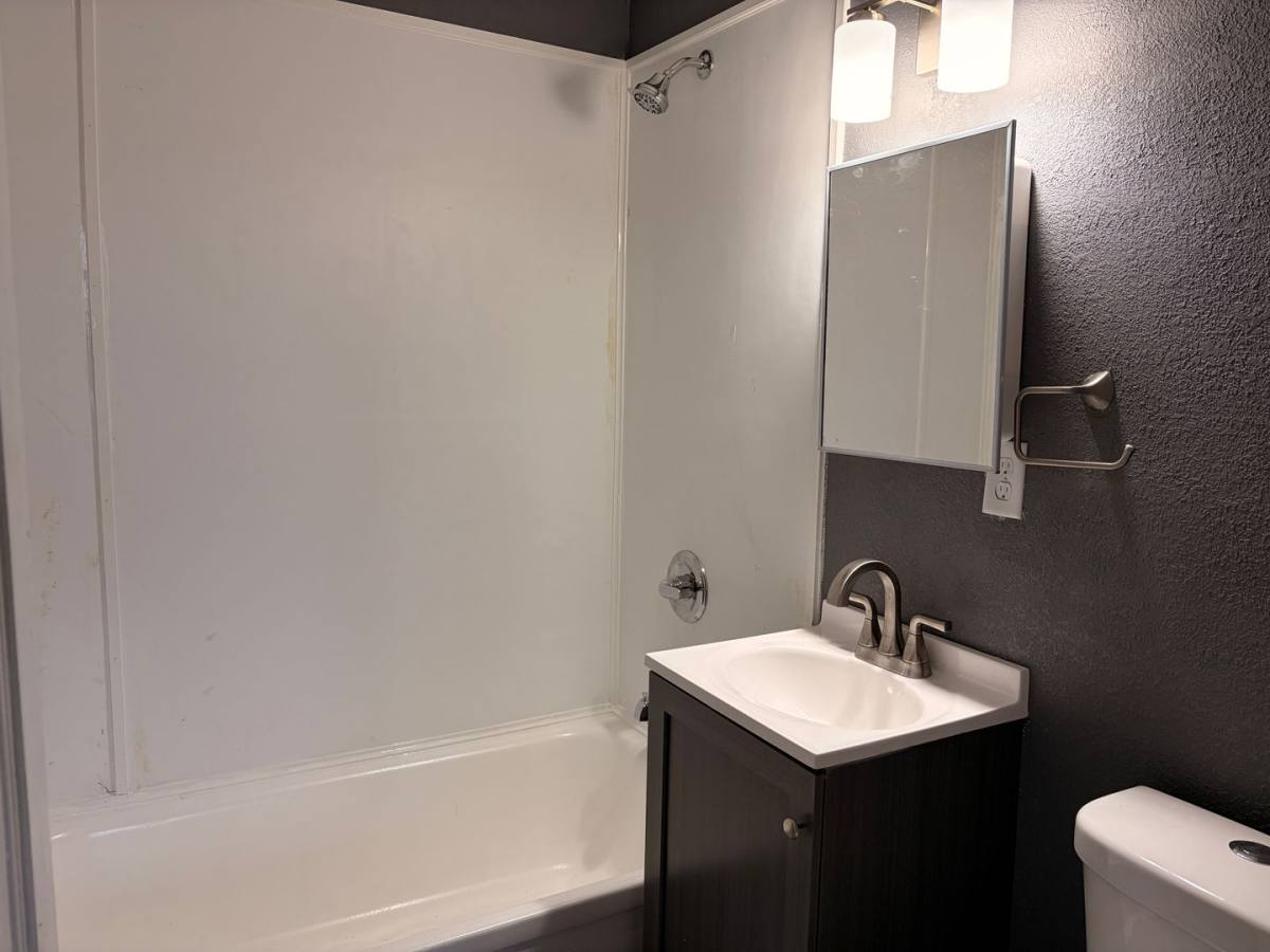 Apartment for rent at 46 Blackhawk Ave, Hanover, IL 61041
