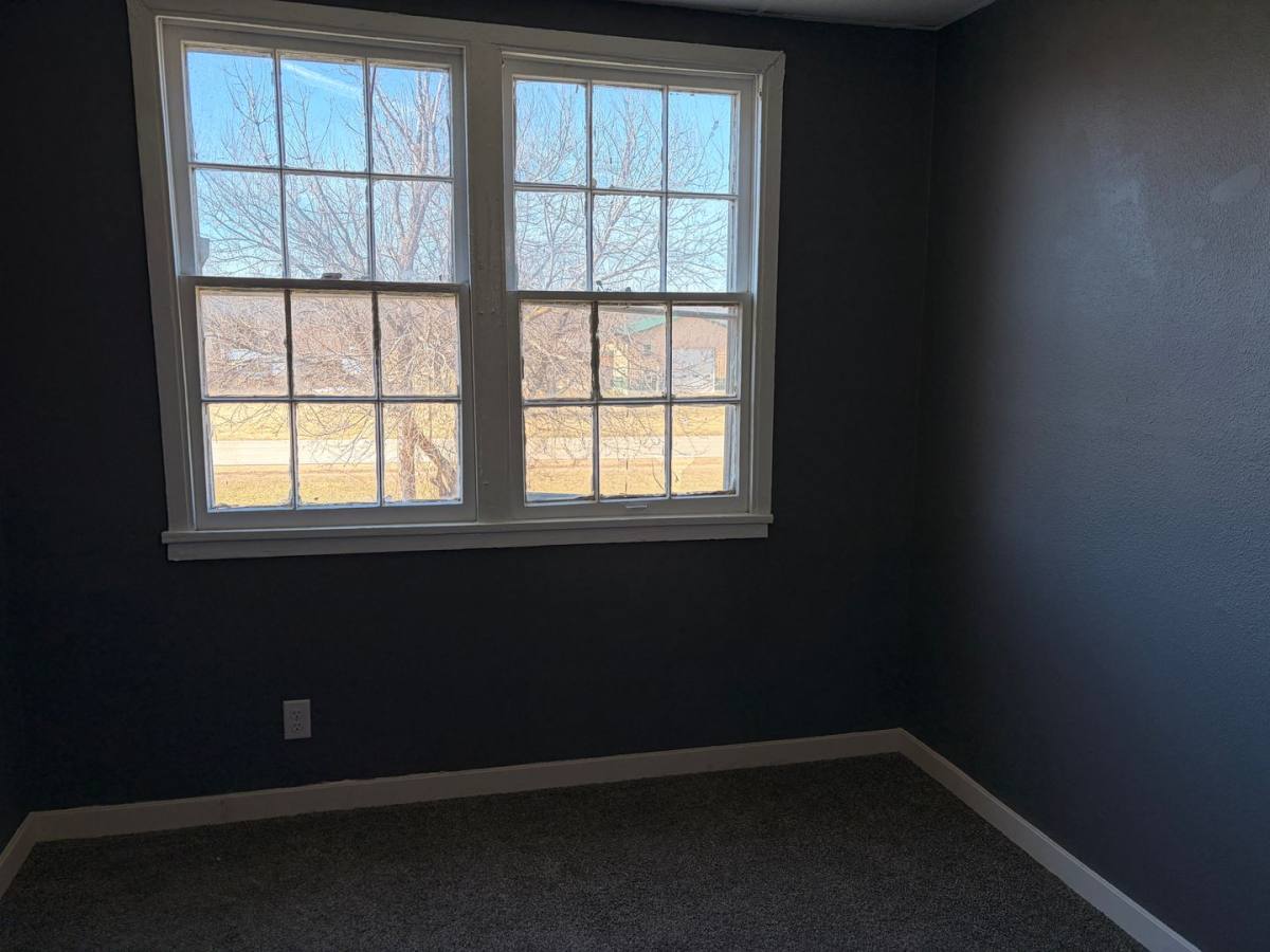 Apartment for rent at 46 Blackhawk Ave, Hanover, IL 61041