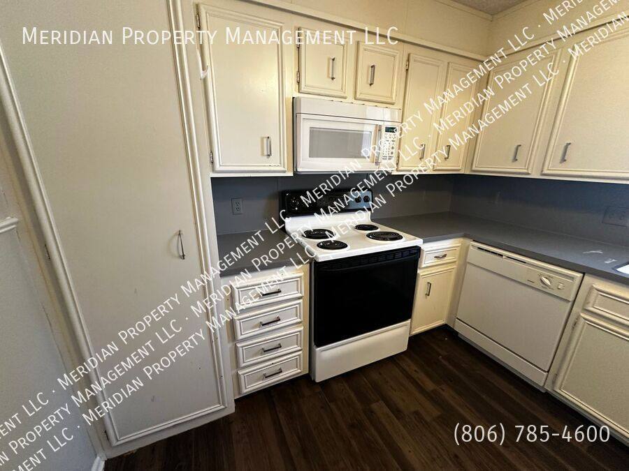 Apartment for rent at 7303 Ave X #101, Lubbock, TX 79423