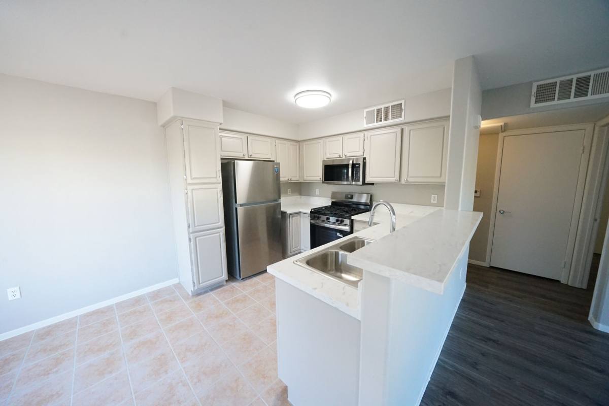 Apartment for rent at 5710 E Tropicana Ave, Las Vegas, NV 89122