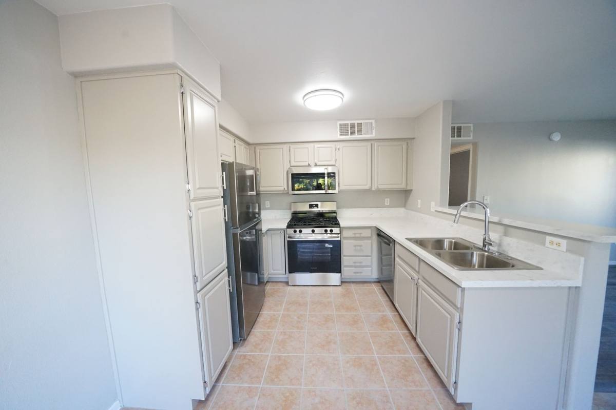 Apartment for rent at 5710 E Tropicana Ave, Las Vegas, NV 89122