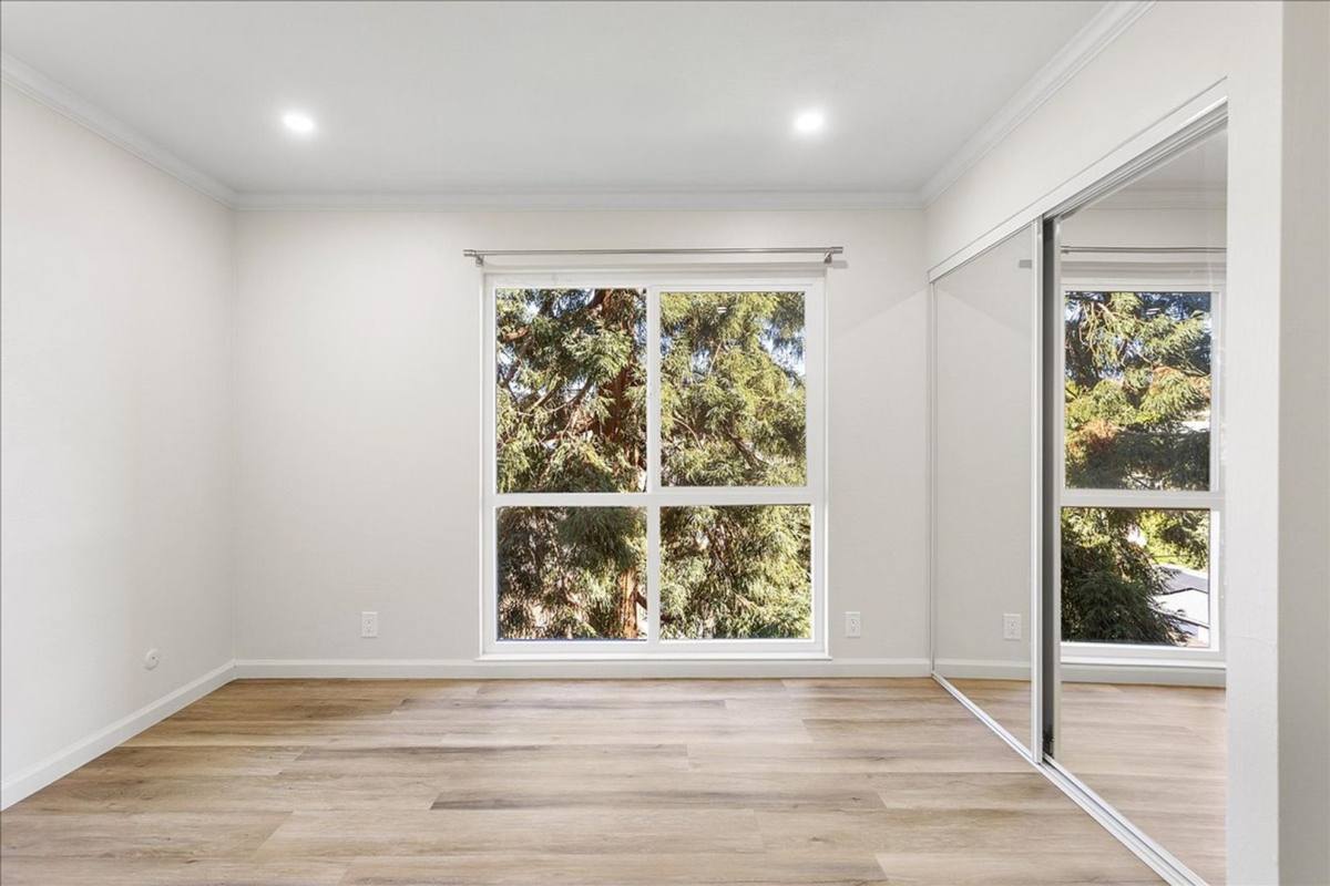Apartment for rent at 528 Merritt Ave, Oakland, CA 94610