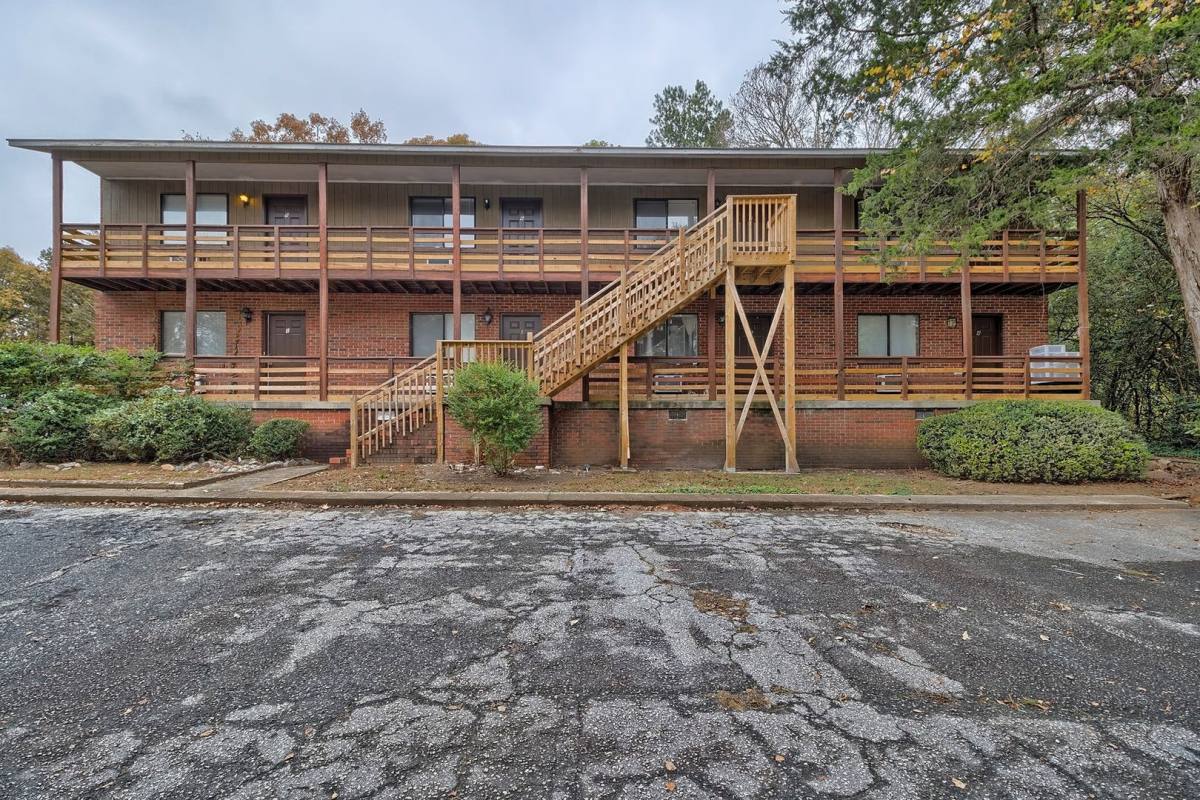 Apartment for rent at 116 Creekside Dr, Clemson, SC 29631