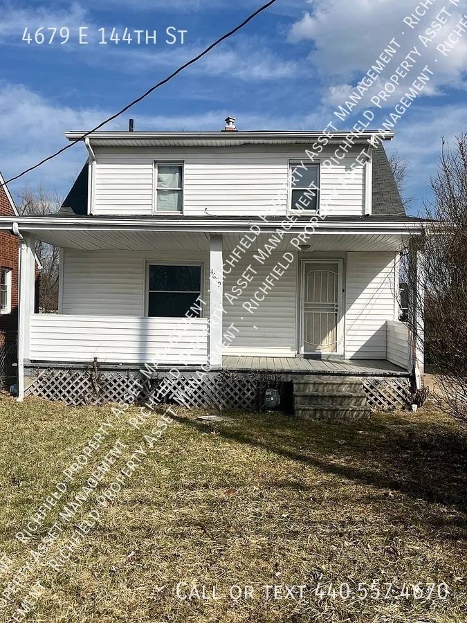 House for rent at 4679 E 144th St, Cleveland, OH 44128