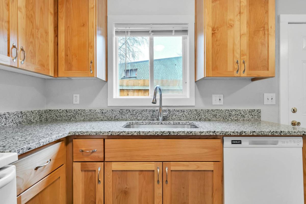 Apartment for rent at 4659 - 4699 Nandale Dr NE, Salem, OR 97305