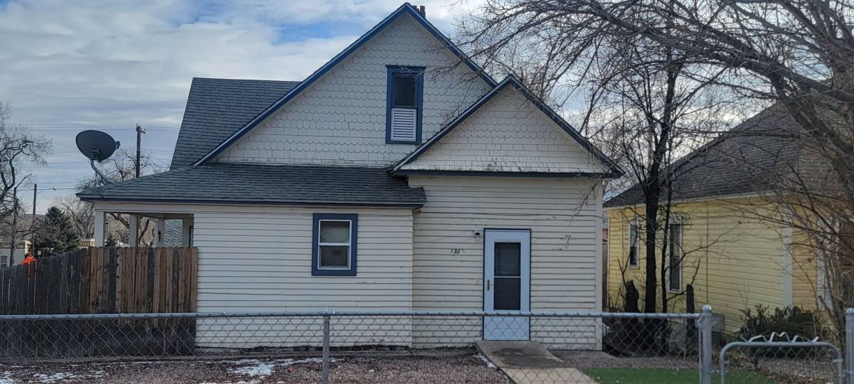 Apartment for rent at 132 1 2 Greenwood Ave, Canon City, CO 81212