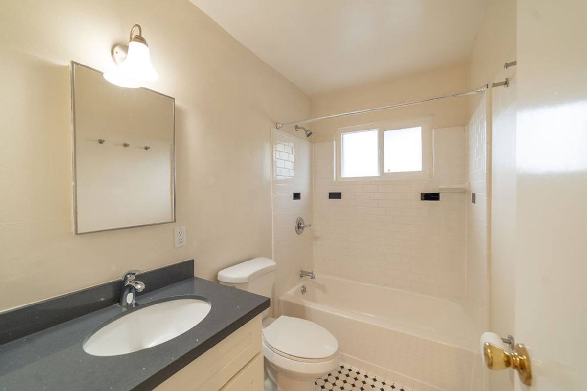 Apartment for rent at 1128 - 1130 Bancroft Way, Berkeley, CA 94702