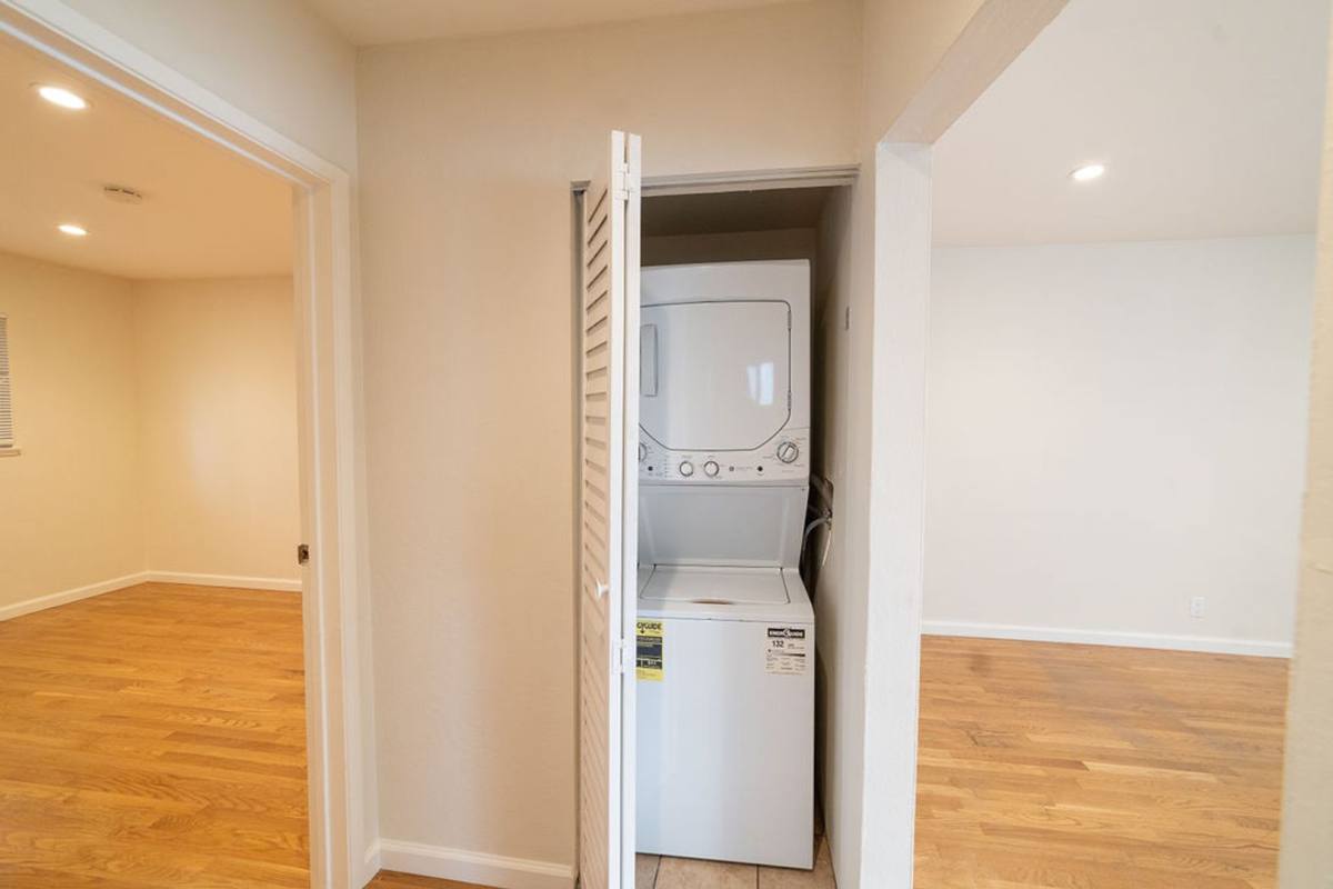 Apartment for rent at 1128 - 1130 Bancroft Way, Berkeley, CA 94702