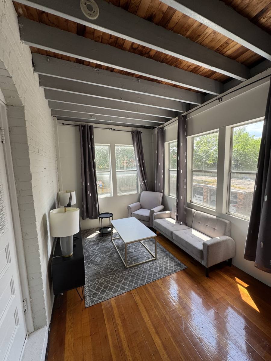Apartment for rent at 1905 Beacon St #1R, Brookline, MA 02445