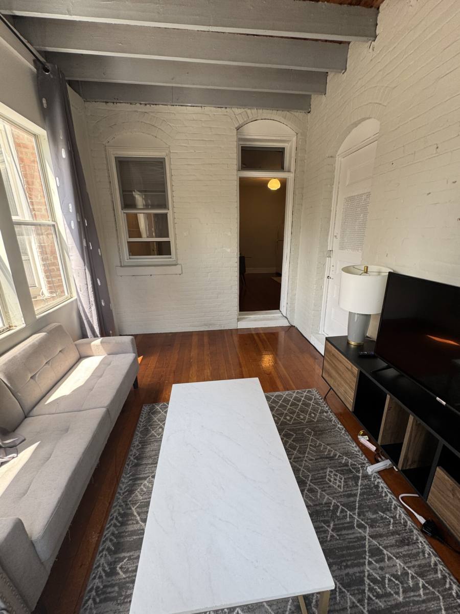 Apartment for rent at 1905 Beacon St #1R, Brookline, MA 02445