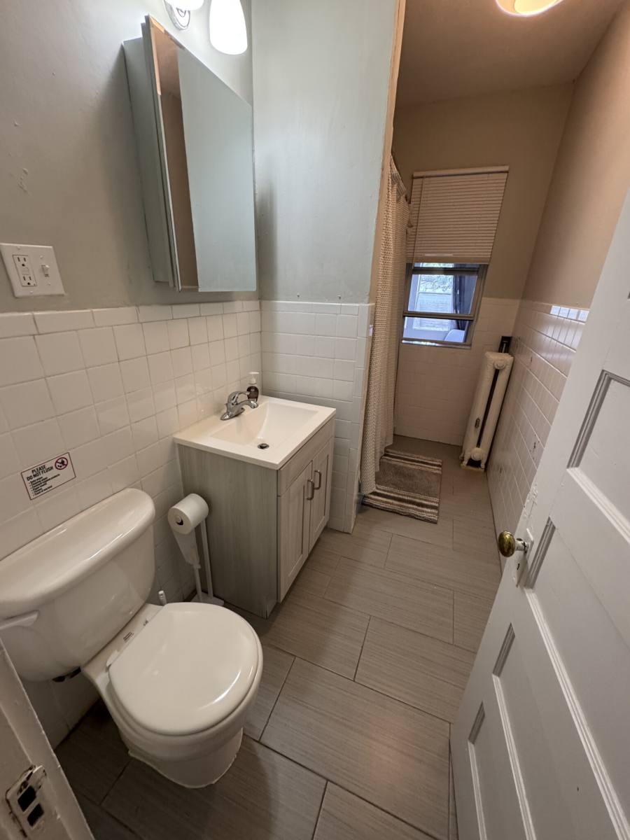 Apartment for rent at 1905 Beacon St #1R, Brookline, MA 02445
