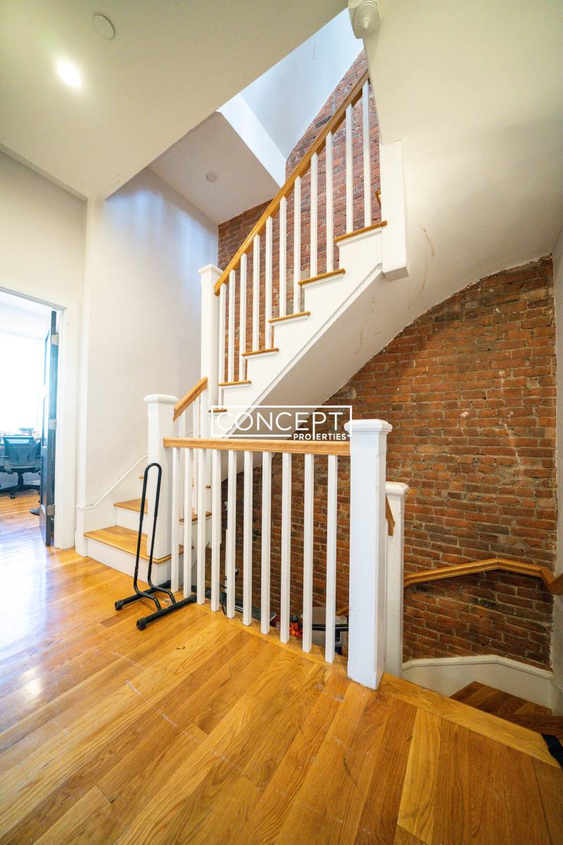 Apartment for rent at 11 Highland Park Ave #2, Roxbury, MA 02119