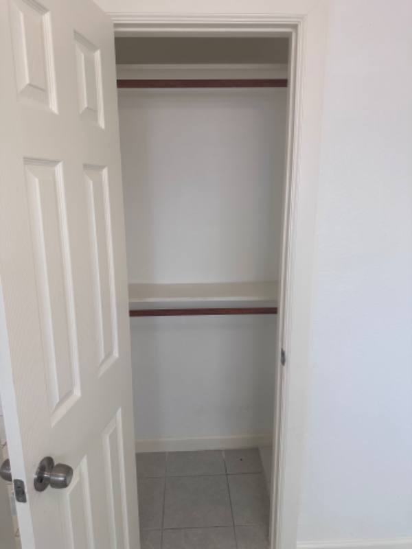 Apartment for rent at 7822 Oak Knoll Lane, Houston, TX 77028