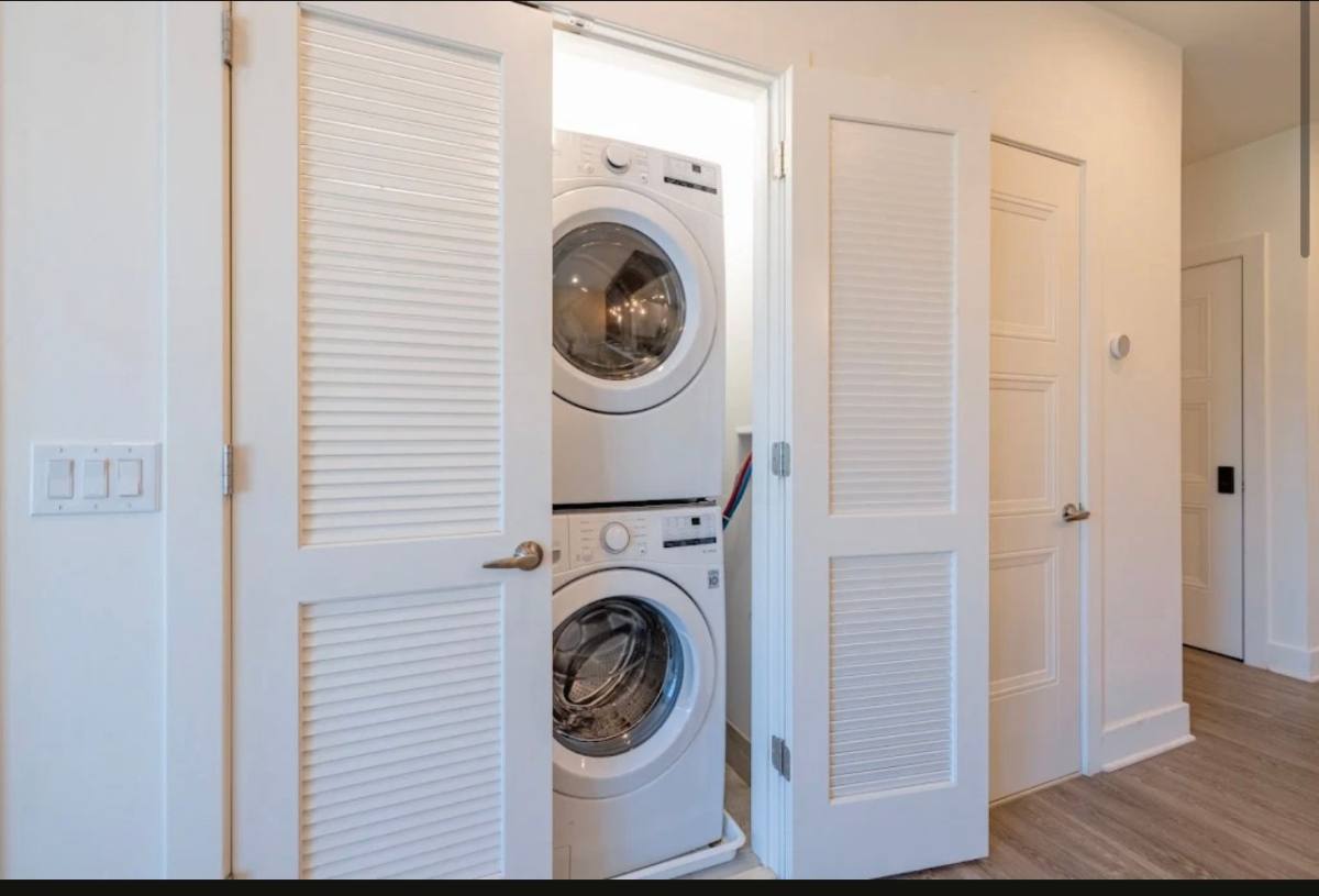 Apartment for rent at 45 Williams St, Newark, NJ 07102