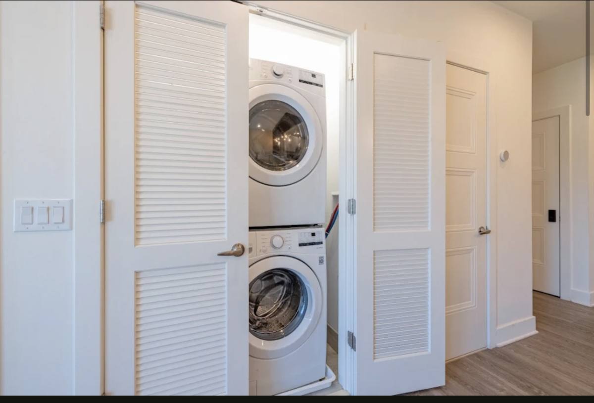 Apartment for rent at 45 Williams St, Newark, NJ 07102