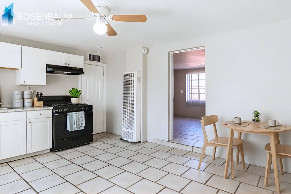 Apartment for rent at 302 W Flores St #3, Tucson, AZ 85705