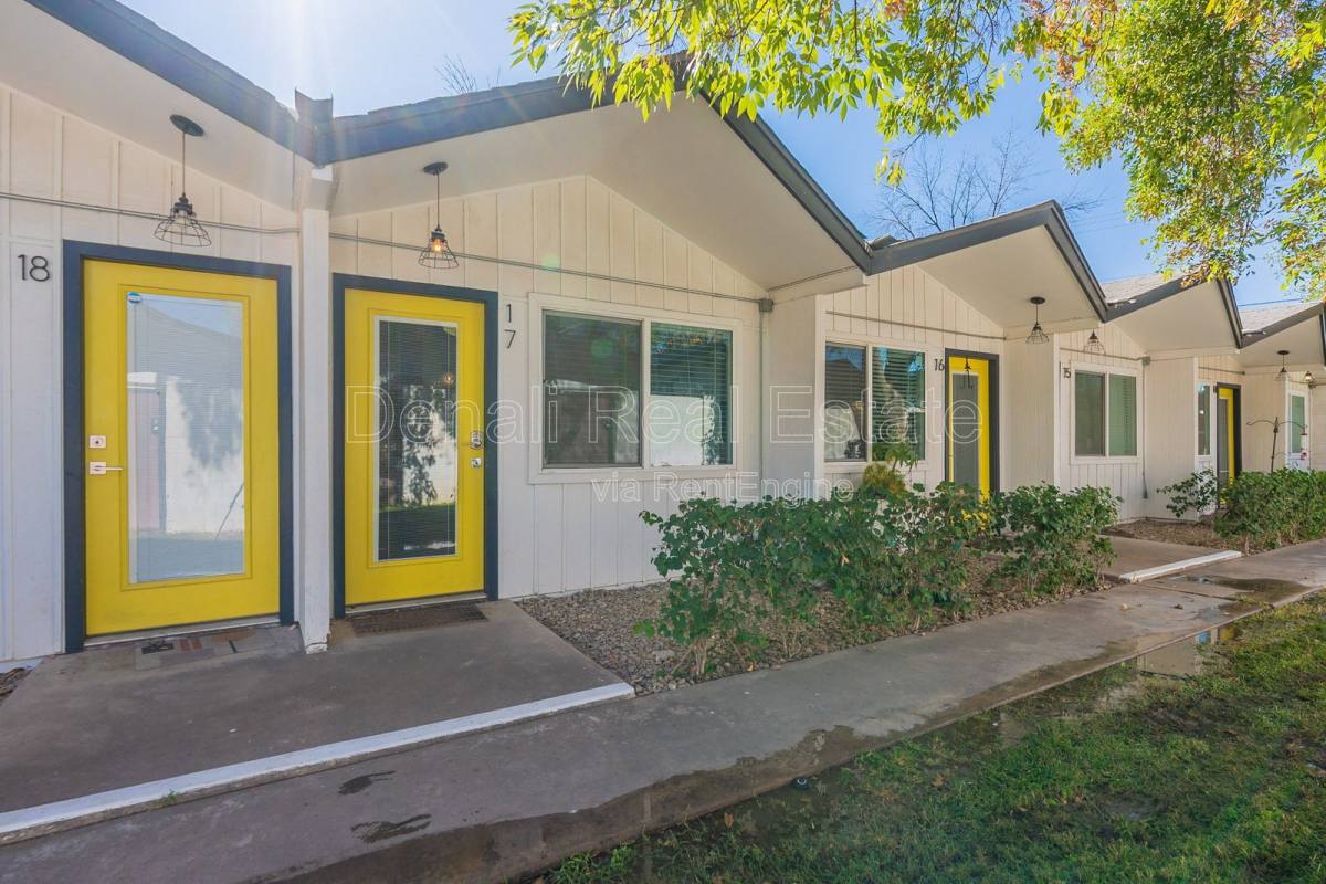 Apartment for rent at 2309 S College Ave #17, Tempe, AZ 85282
