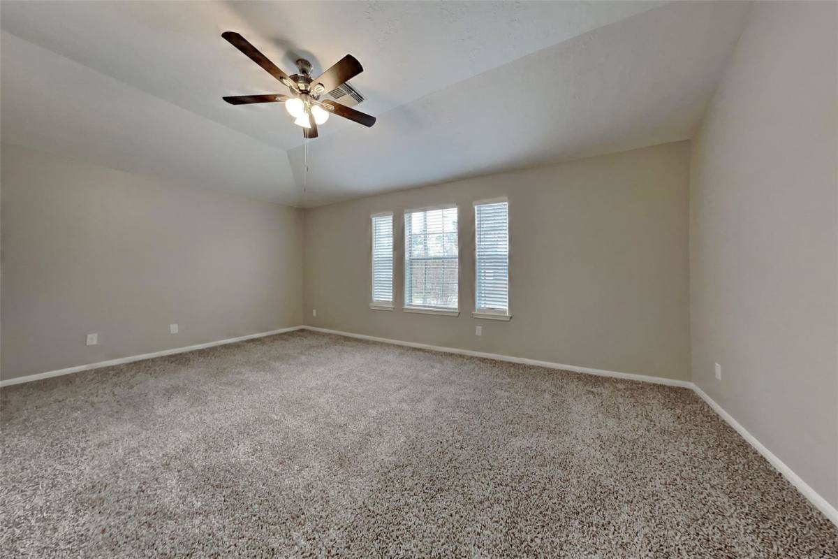 House for rent at 7010 Durango Dr, Magnolia, TX 77354