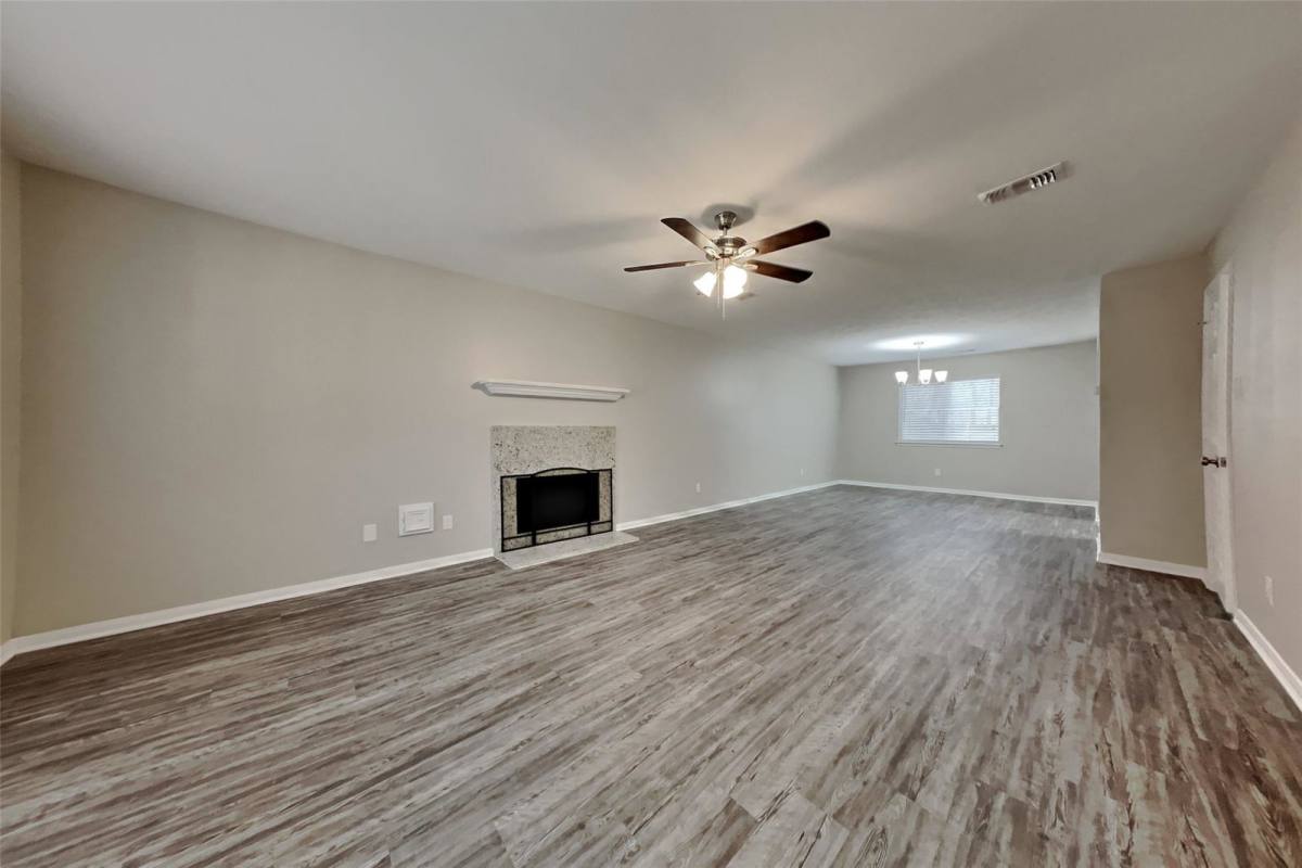 House for rent at 7010 Durango Dr, Magnolia, TX 77354