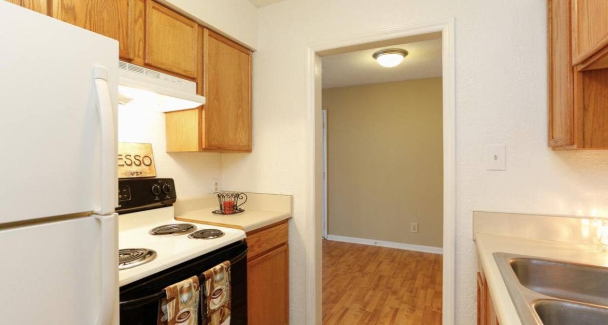 Apartment for rent at Sharon Ridge, 1937 Sharon Rd W, Charlotte, NC 28210
