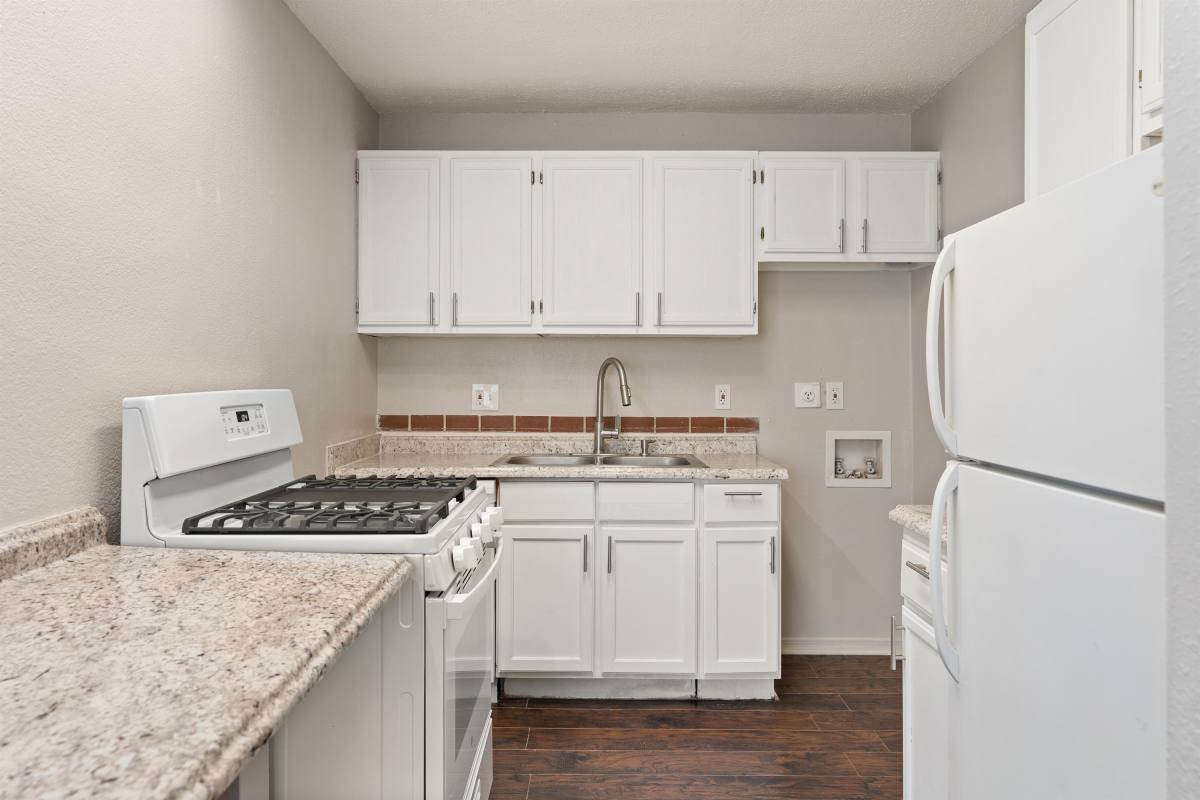 Condo for rent at Eagles Nest Condominiums, 2800 Vail Ave SE, Albuquerque, NM 87106