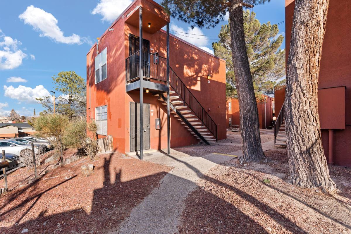 Condo for rent at Eagles Nest Condominiums, 2800 Vail Ave SE, Albuquerque, NM 87106
