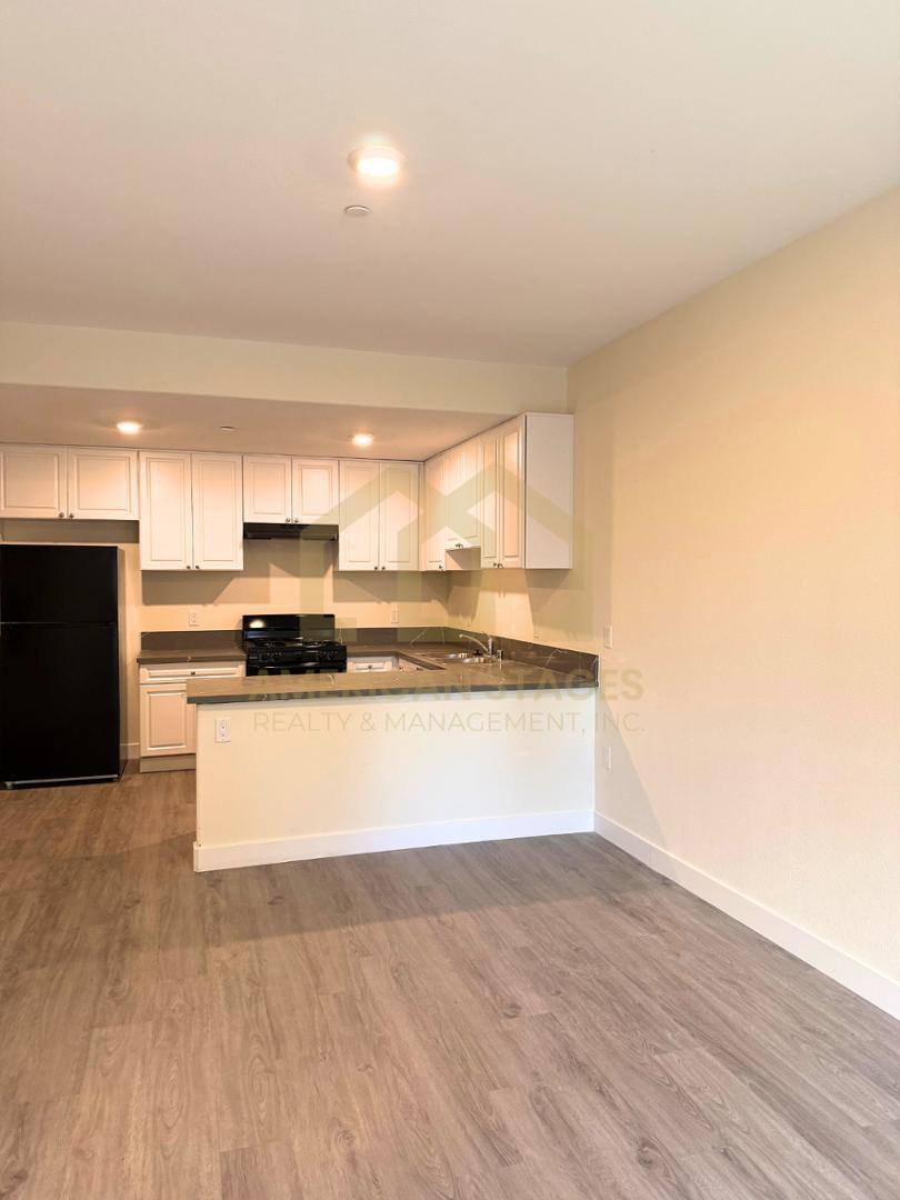 Apartment for rent at 101 N Broadway, Santa Maria, CA 93454