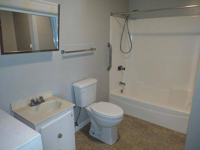 Apartment for rent at 1729 Bancroft Ave, Rochester, IN 46975
