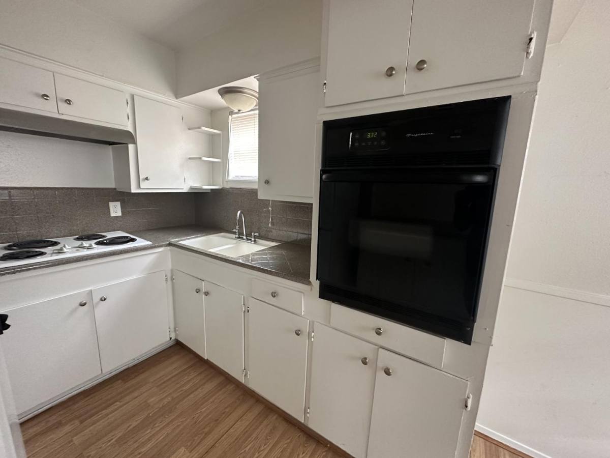 Apartment for rent at 1906 Binz St, Houston, TX 77004