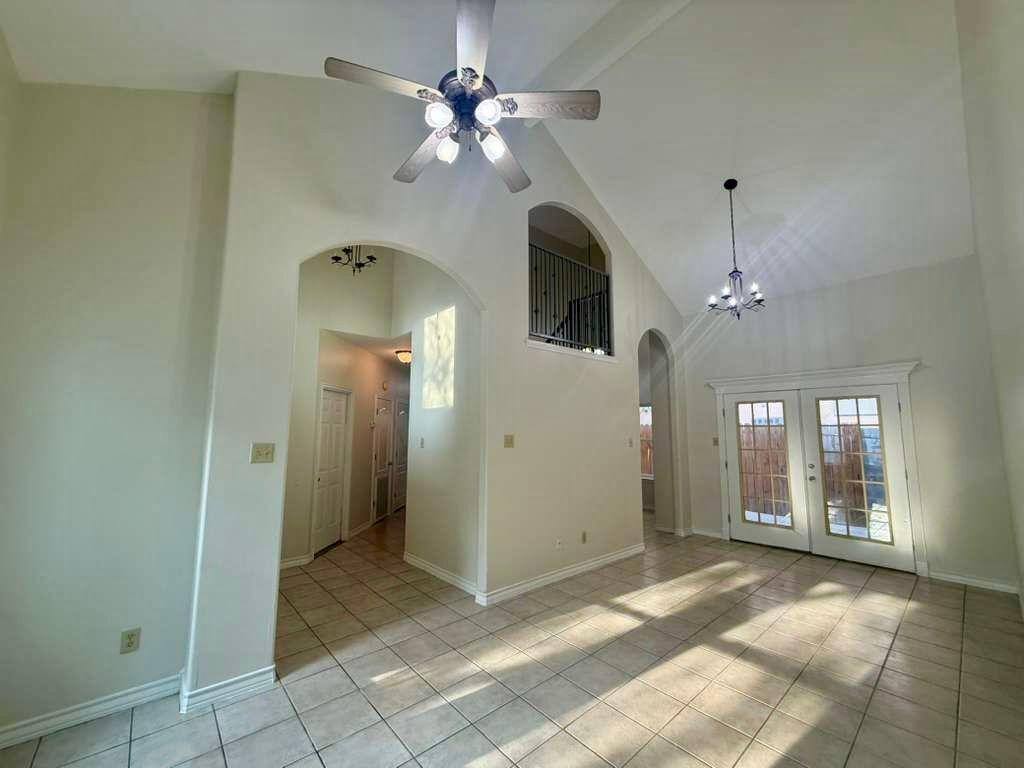 Townhouse for rent at 411 Shiloh Dr, Laredo, TX 78045