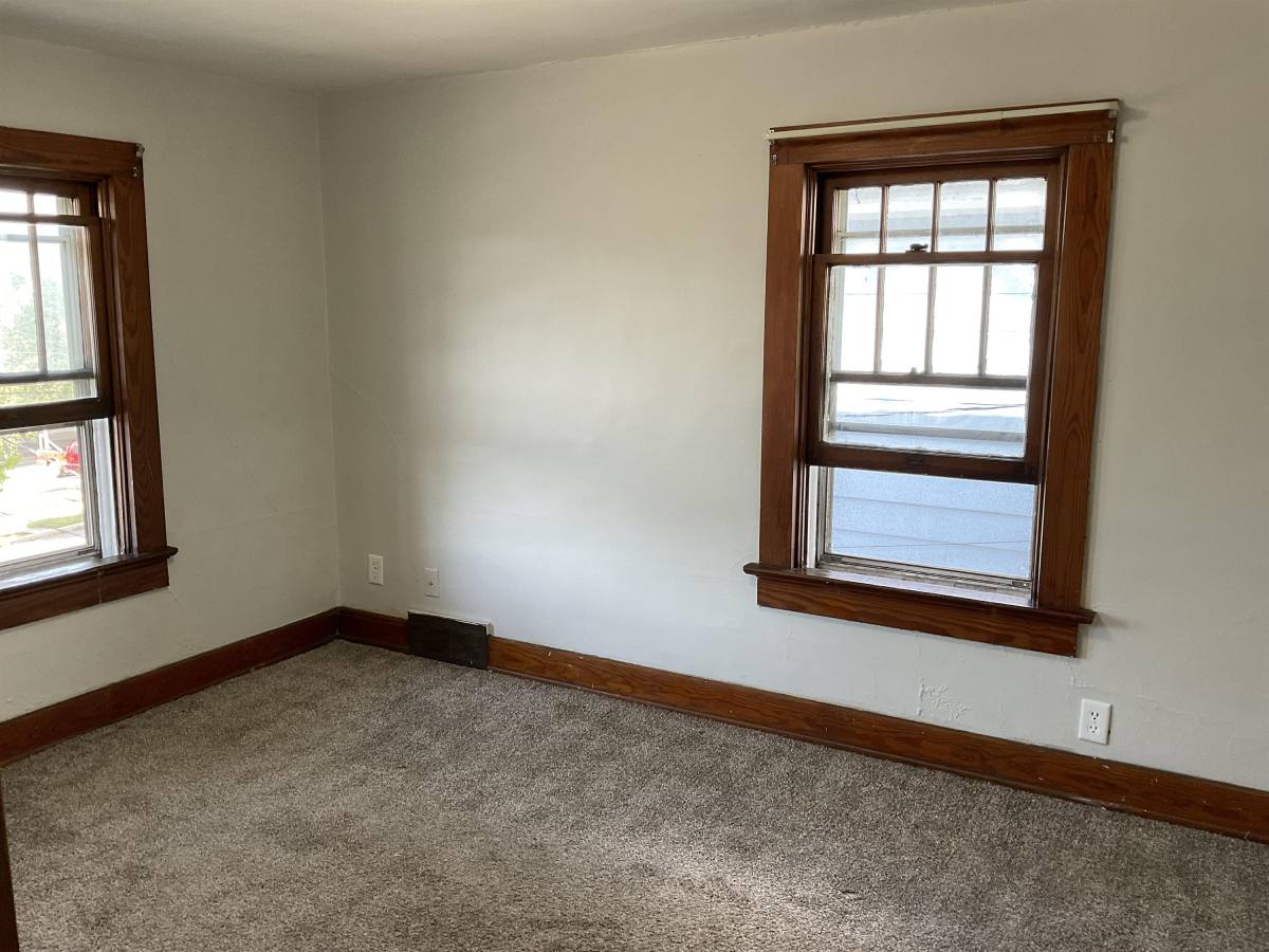 Apartment for rent at Brackenridge, 1829 Hale Ave, Fort Wayne, IN 46807