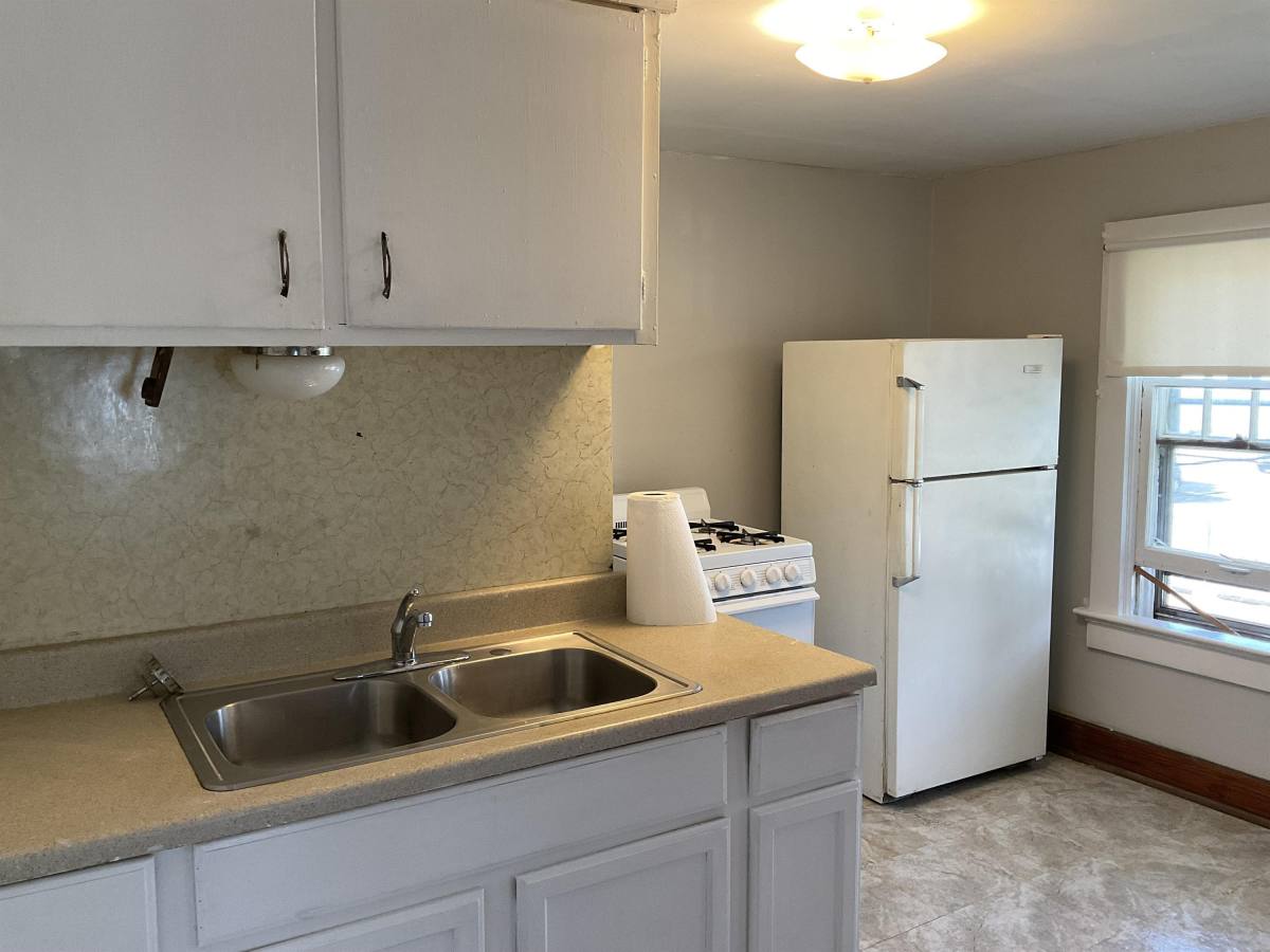 Apartment for rent at Brackenridge, 1829 Hale Ave, Fort Wayne, IN 46807