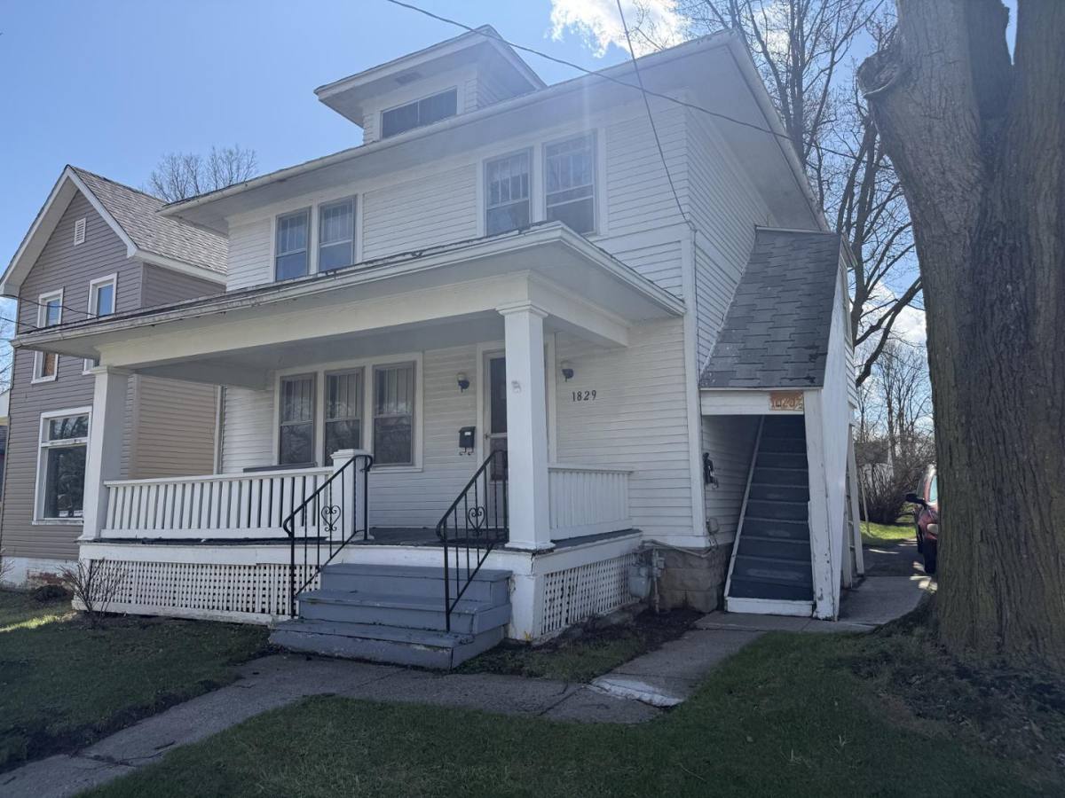Apartment for rent at Brackenridge, 1829 Hale Ave, Fort Wayne, IN 46807
