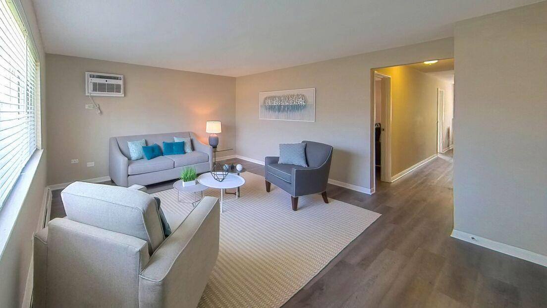 Apartment for rent at 10020 Holly Lane, Des Plaines, IL 60016