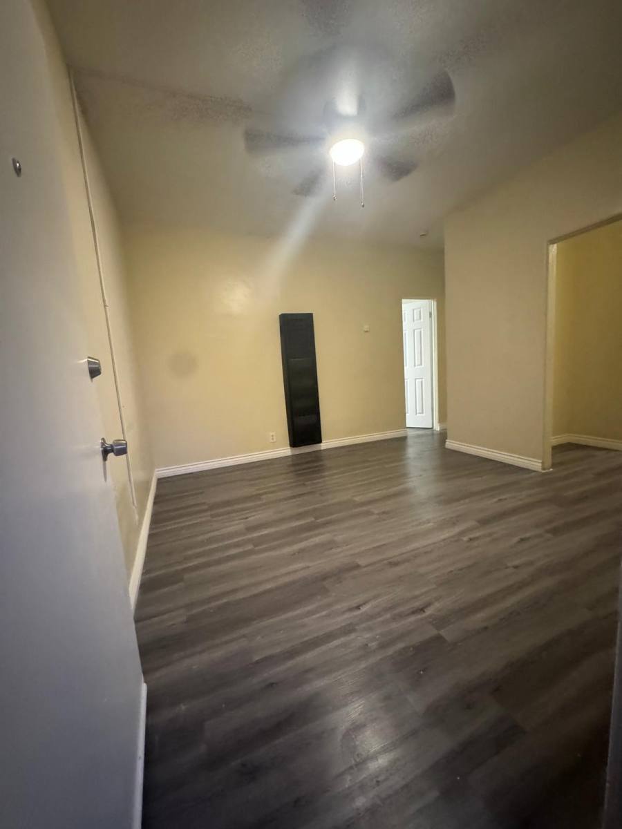 Apartment for rent at 2876 Saturn Ave #G, Huntington Park, CA 90255