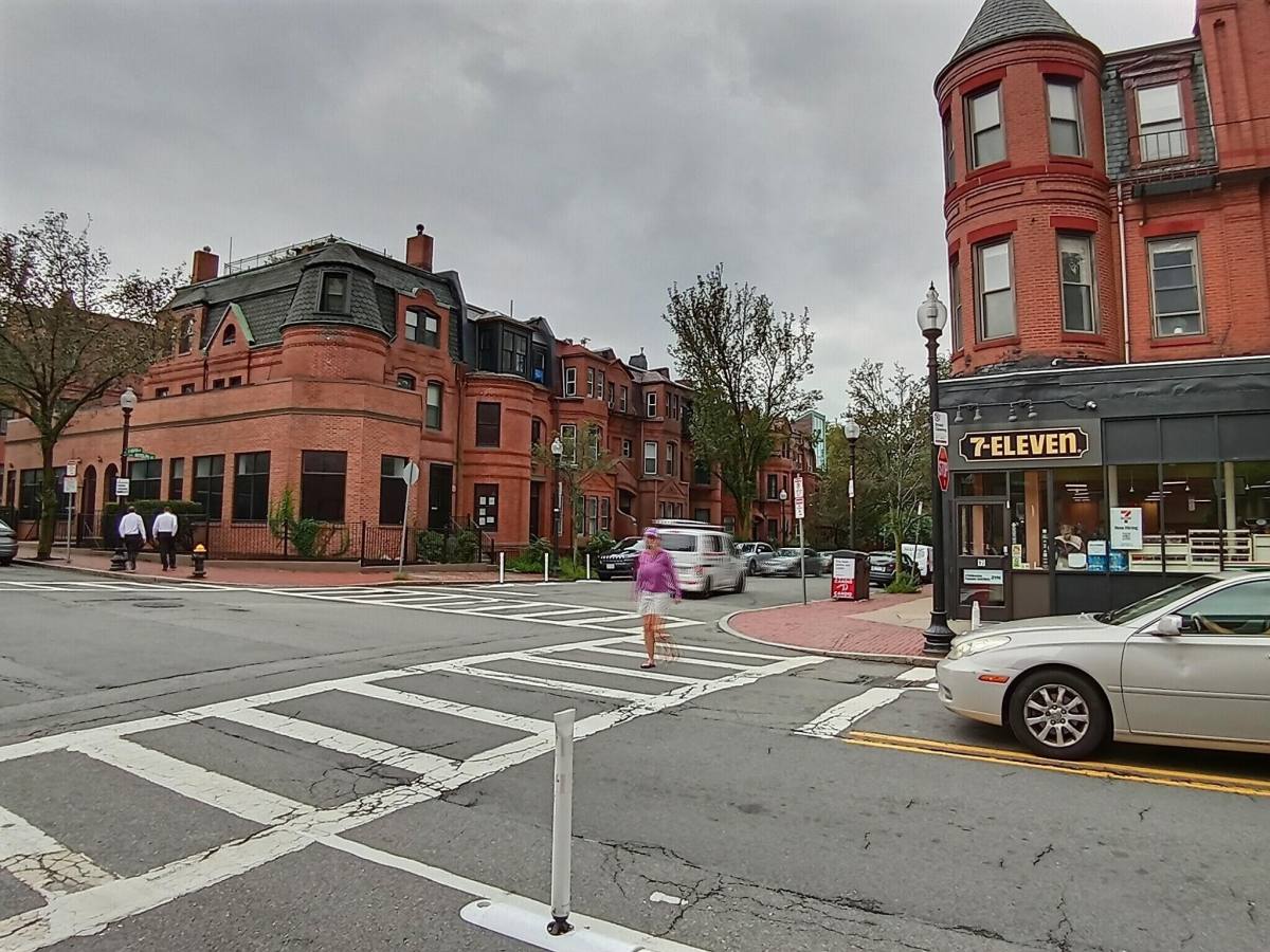 Apartment for rent at 261 W Newton St #2, Boston, MA 02116