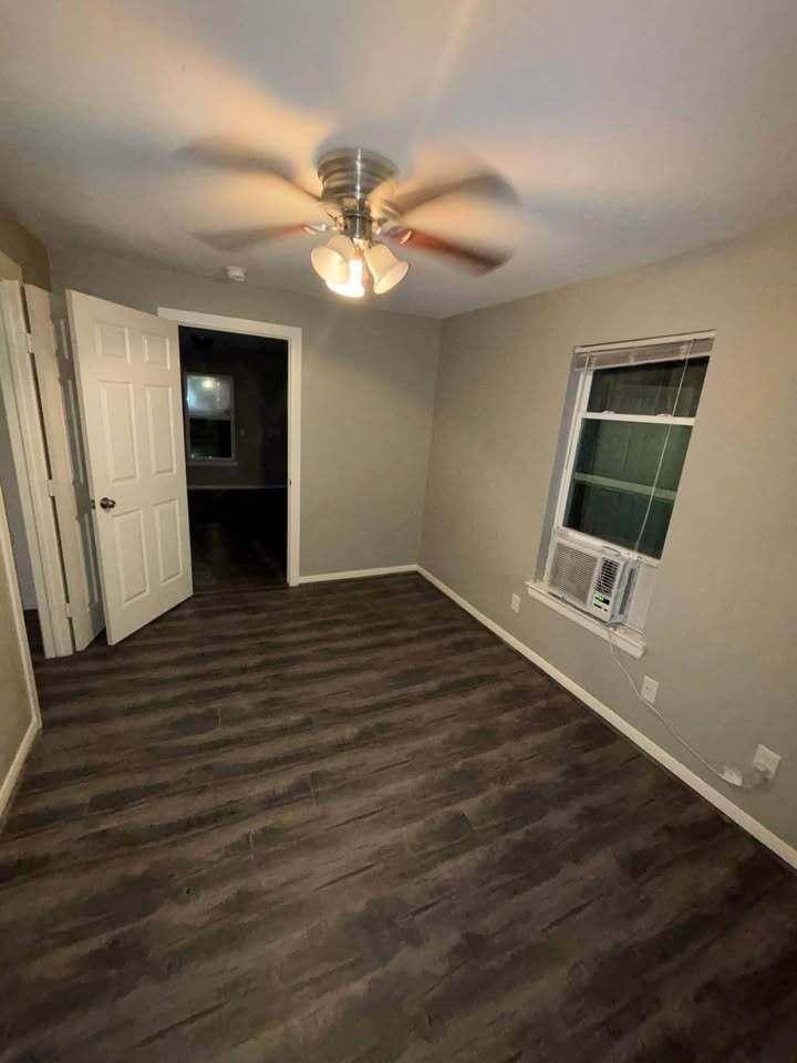 Apartment for rent at 6716 Sherman St, Houston, TX 77011